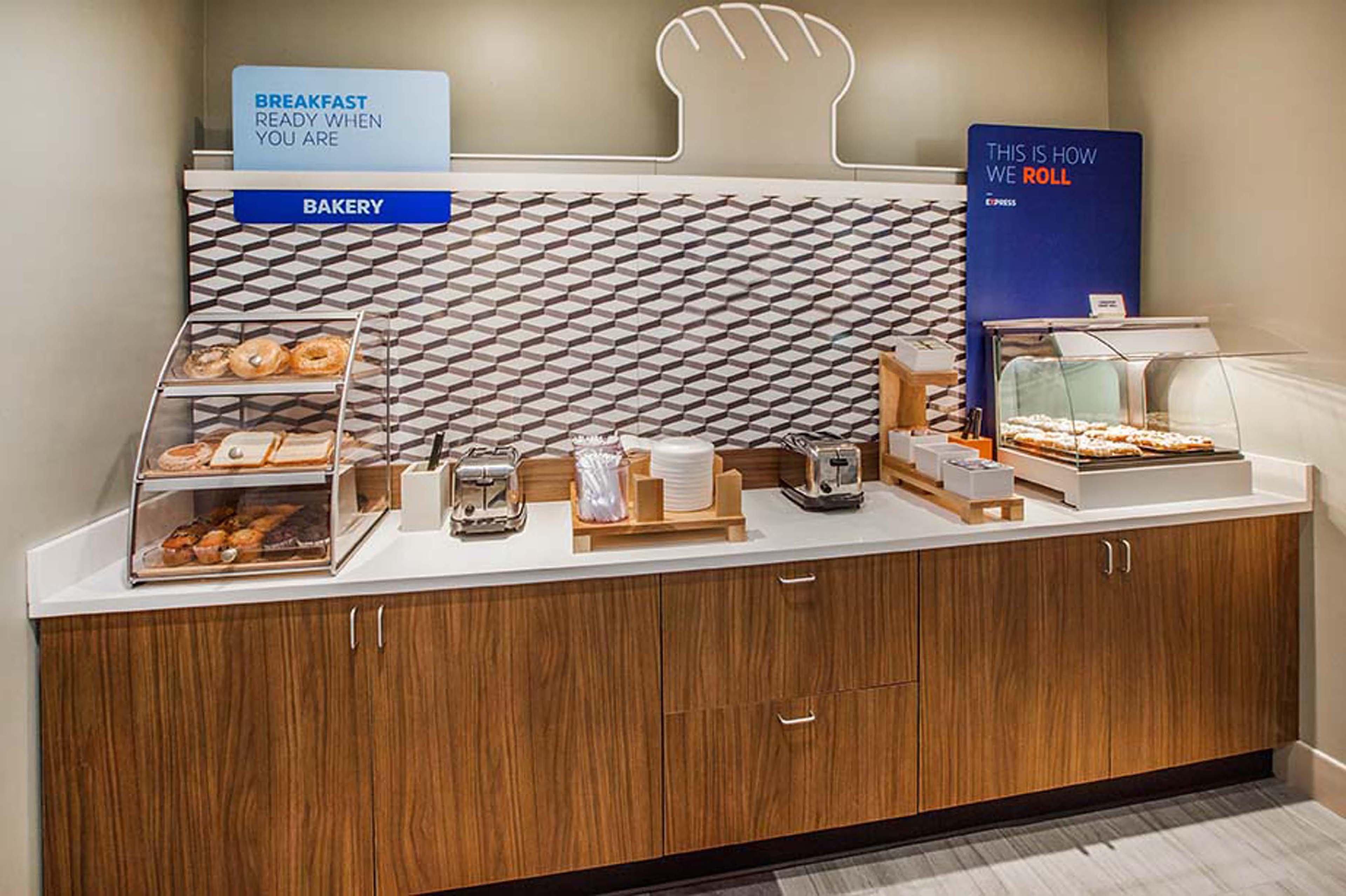 Holiday Inn Express Chillicothe East By Ihg Екстериор снимка