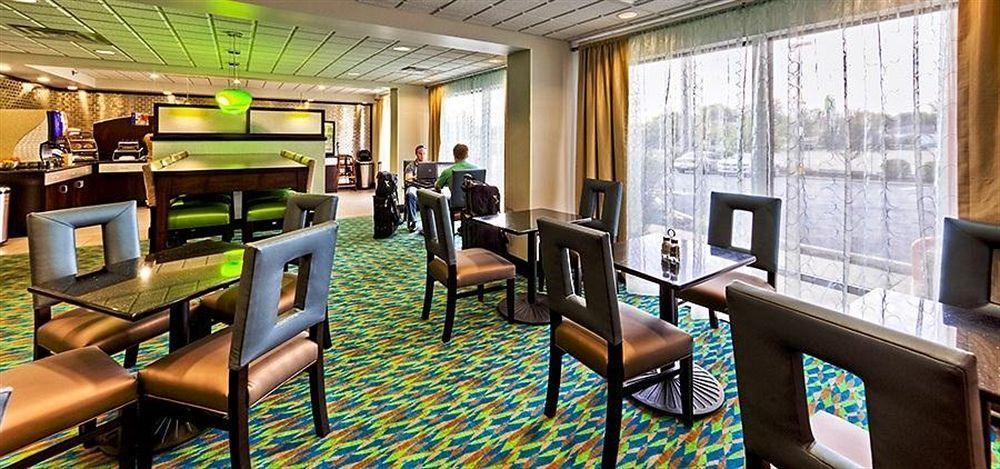 Holiday Inn Express Chillicothe East By Ihg Екстериор снимка